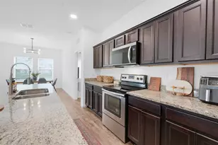 16332 Blooming Cherry Dr, Groveland, FL 34736 - Photo 25