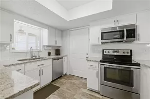 10492 SE 178th St, Summerfield, FL 34491 - Photo 13