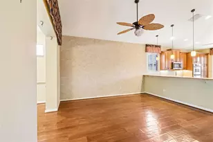 8013 Pine Hollow Dr, Mount Dora, FL 32757 - Photo 9