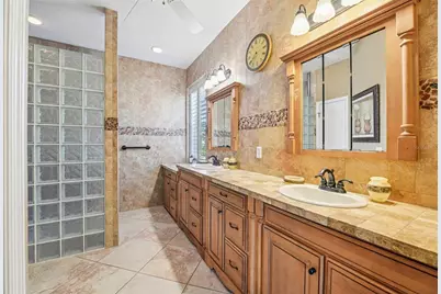 8013 Pine Hollow Drive, Mount Dora, FL 32757 - Photo 17