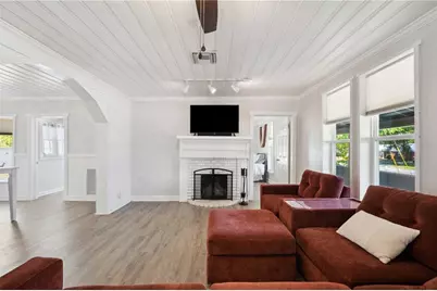 113 W Noble Avenue, Bushnell, FL 33513 - Photo 9