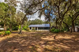 16758 SE 181st Terrace, Weirsdale, FL 32195 - Photo 33