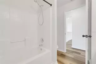 1009 Bluegrass Dr, Groveland, FL 34736 - Photo 21