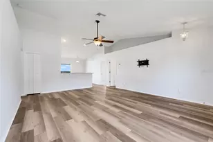 1009 Bluegrass Dr, Groveland, FL 34736 - Photo 11