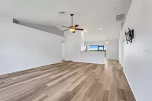 1009 Bluegrass Dr, Groveland, FL 34736 - Photo 9