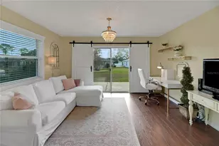 32801 Oak Park Dr, Leesburg, FL 34748 - Photo 21