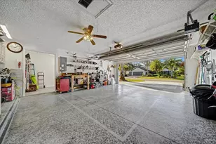 922 Soledad Way, The Villages, FL 32159 - Photo 57