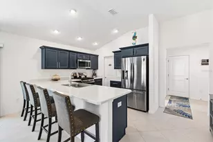 3511 Vinas Pl, The Villages, FL 32163 - Photo 7