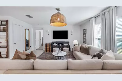 1657 Wilson Prairie Circle, Groveland, FL 34736 - Photo 3