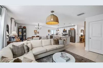 1657 Wilson Prairie Circle, Groveland, FL 34736 - Photo 9