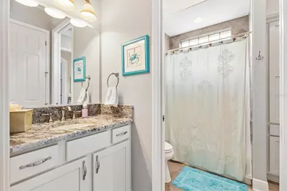 984 Iron Oak Way, The Villages, FL 32163 - Photo 33