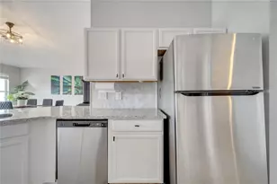 12819 Waterhaven Cir, Orlando, FL 32828 - Photo 15