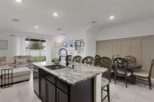 5349 Pinecone Ct, Wildwood, FL 34785 - Photo 11