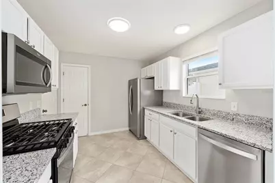 1418 Azteca, The Villages, FL 32162 - Photo 3