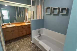 36338 W Spring Lake Blvd, Fruitland Park, FL 34731 - Photo 7