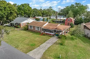 470 Ogden Ave, Umatilla, FL 32784 - Photo 3