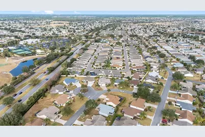 1647 Scotch Pine Way, The Villages, FL 32162 - Photo 27