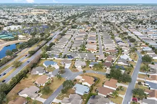 1647 Scotch Pine Way, The Villages, FL 32162 - Photo 27