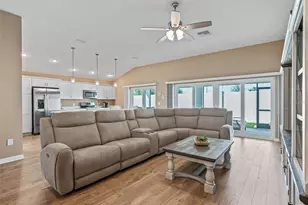 7182 Tippett Trl, The Villages, FL 34762 - Photo 9