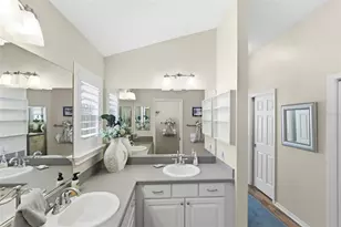 366 Troy Loop, The Villages, FL 32162 - Photo 17