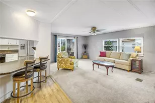 11 Orangewood Dr, Fruitland Park, FL 34731 - Photo 5