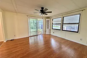 121 Dogwood Trail, Leesburg, FL 34748 - Photo 17