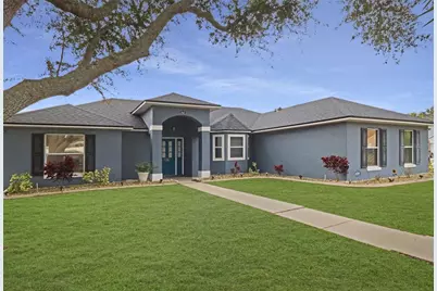 640 Woodview Drive, Tavares, FL 32778 - Photo 3