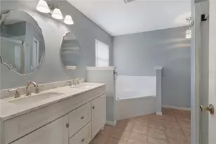 640 Woodview Dr, Tavares, FL 32778 - Photo 25