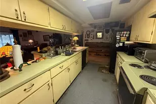 37315 Beach Dr, Umatilla, FL 32784 - Photo 7