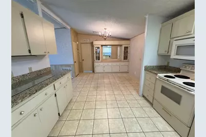 25100 Pine Hill, Leesburg, FL 34748 - Photo 9