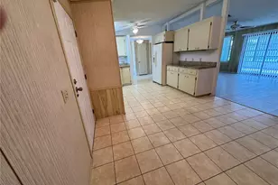 25100 Pine Hill, Leesburg, FL 34748 - Photo 11