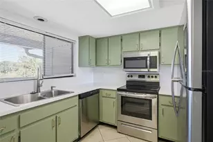 1064 Lotus Pkwy, Altamonte Springs, FL 32714 - Photo 9