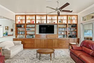 1833 Madero Dr, The Villages, FL 32159 - Photo 11