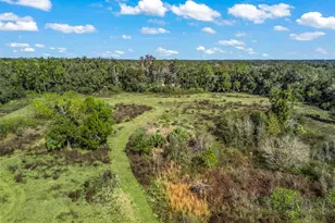 2082 C 44A, Wildwood, FL 34785 - Photo 11