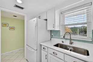 601 N McDonald St, Mount Dora, FL 32757 - Photo 5