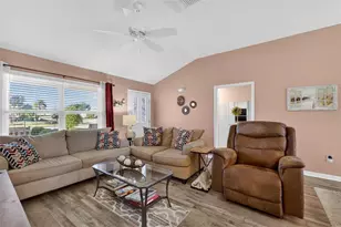 858 Wiechens Wy, The Villages, FL 32163 - Photo 11