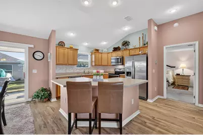 858 Wiechens Way, The Villages, FL 32163 - Photo 5