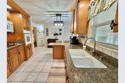 209 Hawthorne Boulevard, Leesburg, FL 34748 - Photo 17