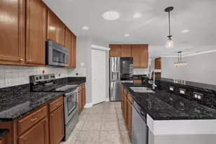 22048 Belgian Ct, Mount Dora, FL 32757 - Photo 9