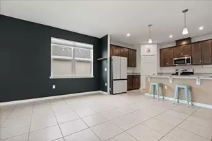 8954 Crowned Eagle Dr, Leesburg, FL 34788 - Photo 11