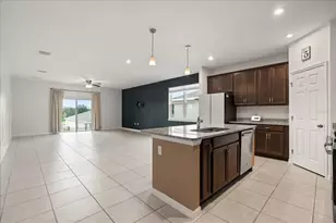 8954 Crowned Eagle Dr, Leesburg, FL 34788 - Photo 7