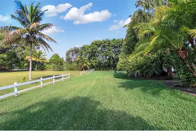 14481 SW 20th Street, Davie, FL 33325 - Photo 33