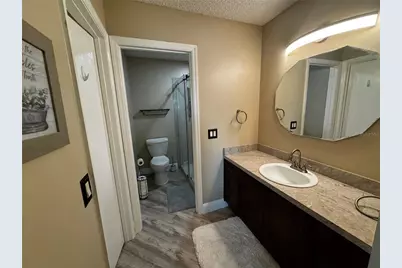 9324 SE 173rd Hyacinth Street, The Villages, FL 32162 - Photo 11