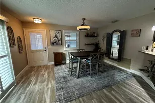 9324 SE 173rd Hyacinth St, The Villages, FL 32162 - Photo 3