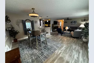 9324 SE 173rd Hyacinth Street, The Villages, FL 32162 - Photo 5