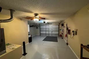 9324 SE 173rd Hyacinth St, The Villages, FL 32162 - Photo 15