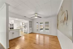 274 W Kings Hwy, Center Hill, FL 33514 - Photo 13