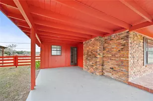 274 W Kings Hwy, Center Hill, FL 33514 - Photo 39