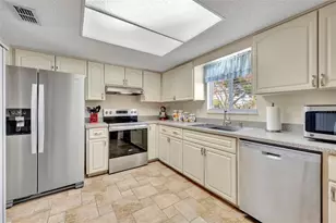 10835 SE 176th St, Summerfield, FL 34491 - Photo 11