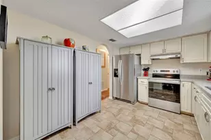 10835 SE 176th St, Summerfield, FL 34491 - Photo 11